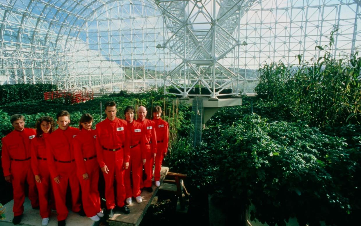 The 'Biospherian' crew inside Biosphere 2, their habitat for two years - Neon/Philippe Plailly