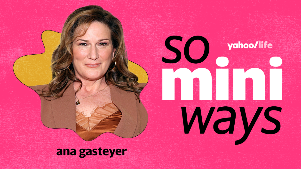 Mom of two Ana Gasteyer has a 15-year-old son and almost 21-year-old daughter. (Photo: Getty)