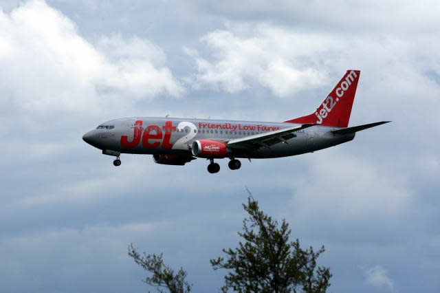 14 Brits kicked off Glasgow-Tenerife flight after salt prank sparks drugs fear