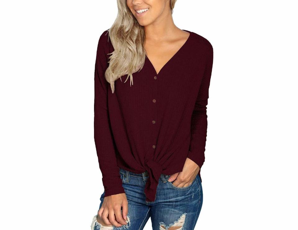 IWOLLENCE Womens Waffle Knit Tunic Blouse. (Photo: Amazon)