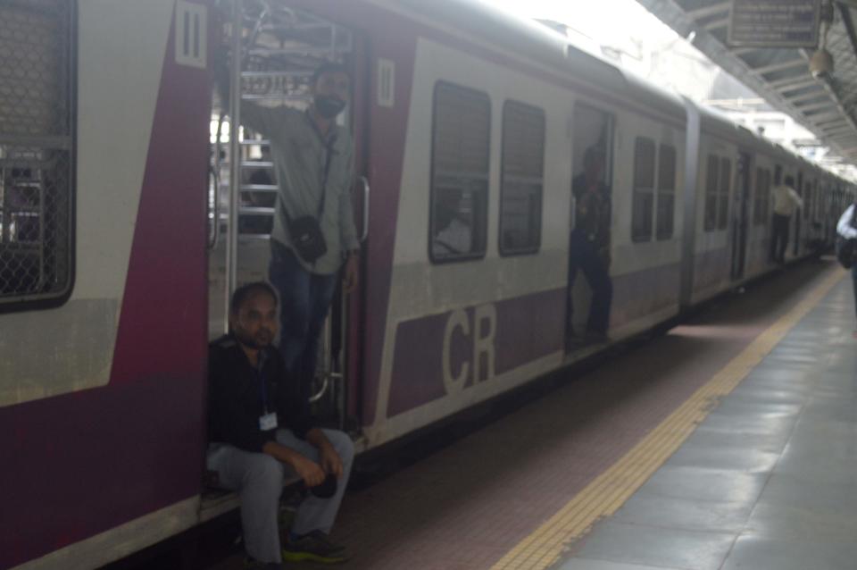 Dadar station