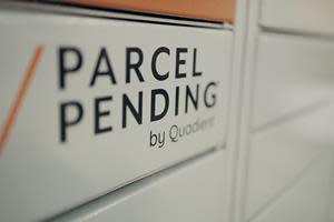 Consigne colis Parcel Pending by Quadient