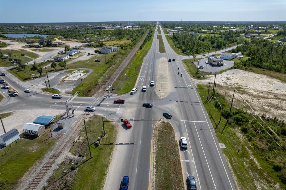 Bay County officials on Tuesday approved an agreement with the Florida Department of Transportation and Panama City to realign Star Avenue with U.S. 231.