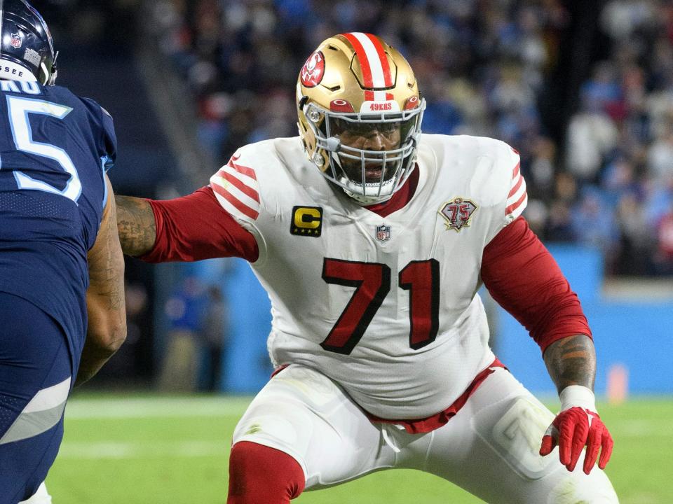 Trent Williams gets set to block against the Tennessee Titans.