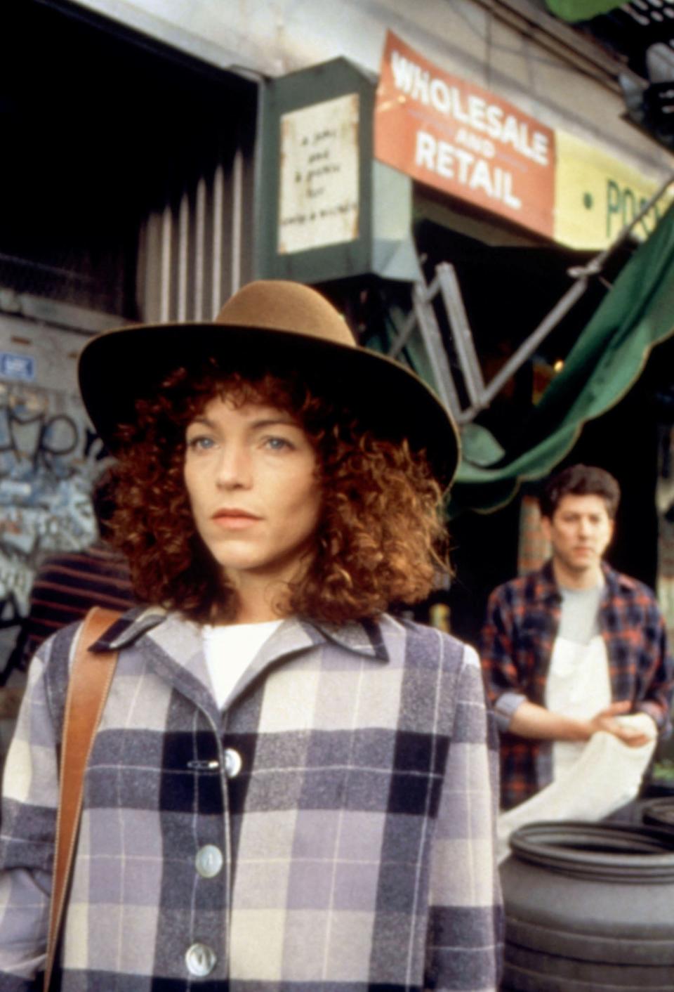 <h1 class="title"><em>Crossing Delancey</em> (1988)</h1><cite class="credit">©Warner Bros/Courtesy Everett Collection</cite>