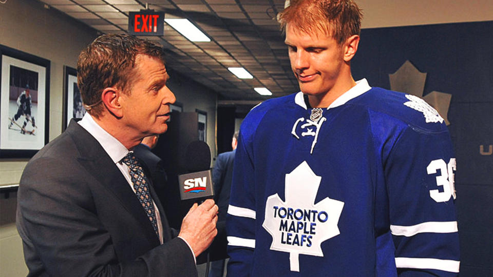 Paul Hendrick interviews former Maple Leafs defenceman Carl Gunnarsson. (Getty)