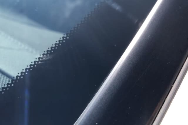 Black dots on windscreen