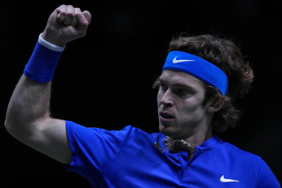 CORRECTS NAME OF PLAYER Russian Tennis Federation's Andrey Rublev celebrates a point against Croatia's Borna Gojo during their Davis Cup tennis finals at Madrid Arena in Madrid, Spain, Sunday, Dec. 5, 2021. (AP Photo/Manu Fernandez)