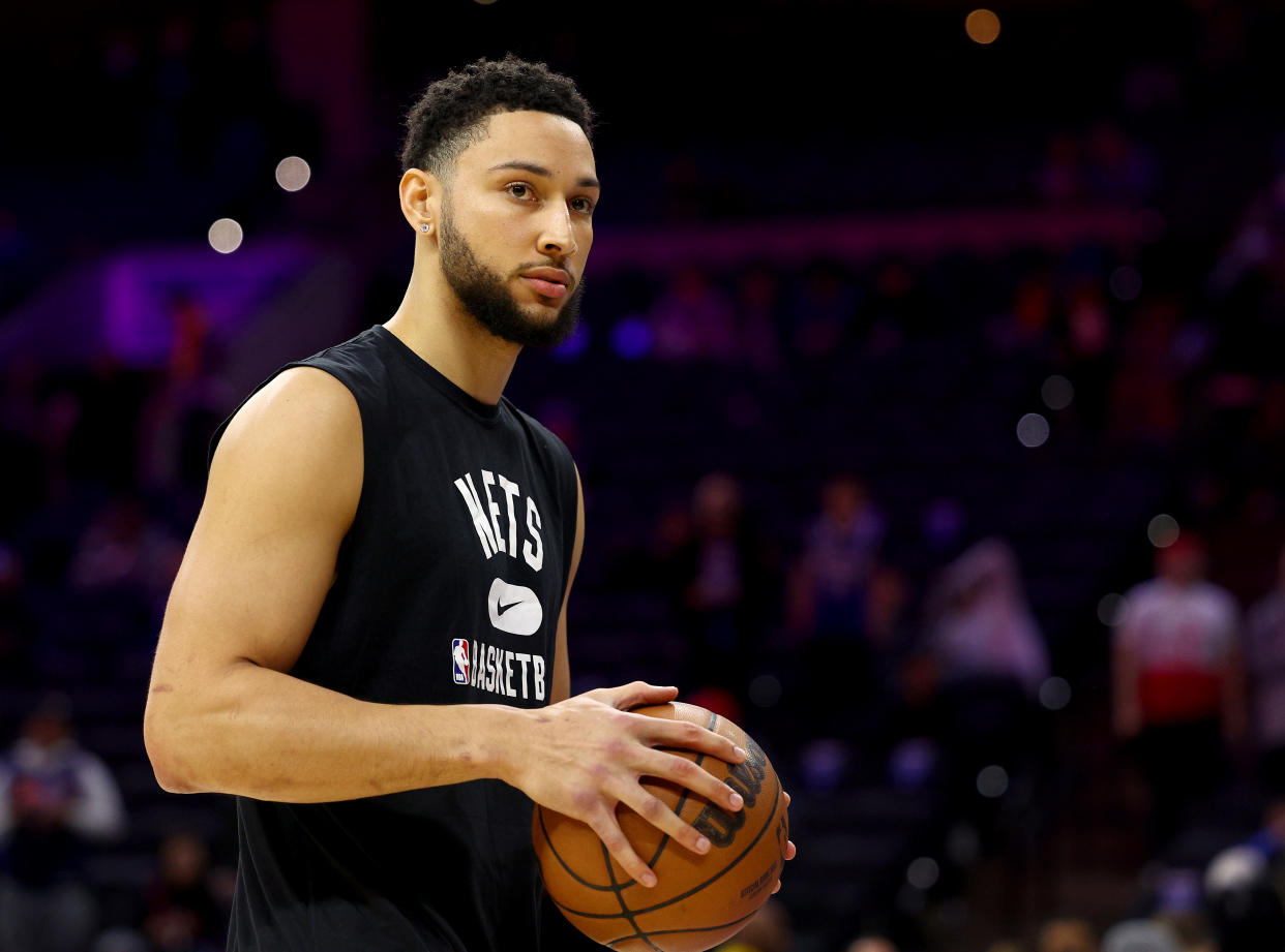 PHILADELPHIA, PENNSYLVANIA - MARCH 10:  Ben Simmons #10 of the Brooklyn Nets warms up before the game against the Philadelphia 76ers at Wells Fargo Center on March 10, 2022 in Philadelphia, Pennsylvania. NOTE TO USER: User expressly acknowledges and agrees that, by downloading and or using this photograph, User is consenting to the terms and conditions of the Getty Images License Agreement. 