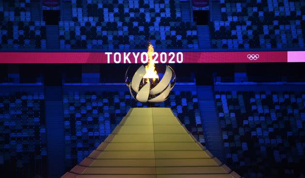 La flamme olympique le 23 juillet 2021 à Tokyo, Japon.  (Photo: FRANCK FIFE via Getty Images)