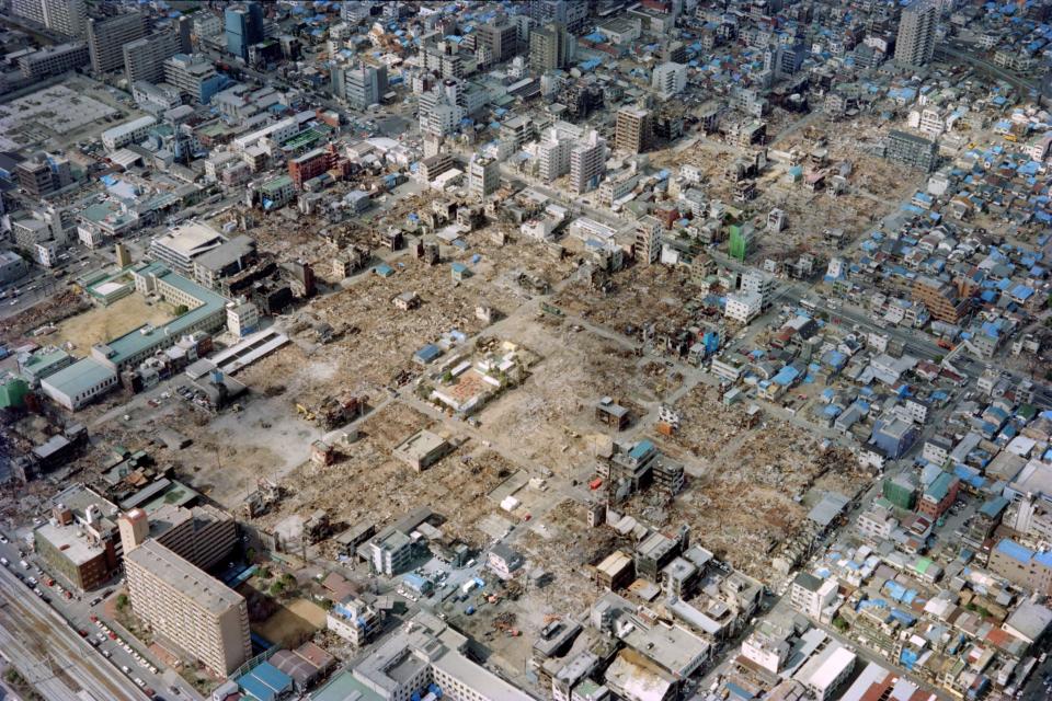 An overview taken on March 2, 1995 of the fire-ravaged area of the port city of Kobe as powerful earthquake measuring 7,02 on the Richter scale rocked Western Japan. (AFP via Getty Images)