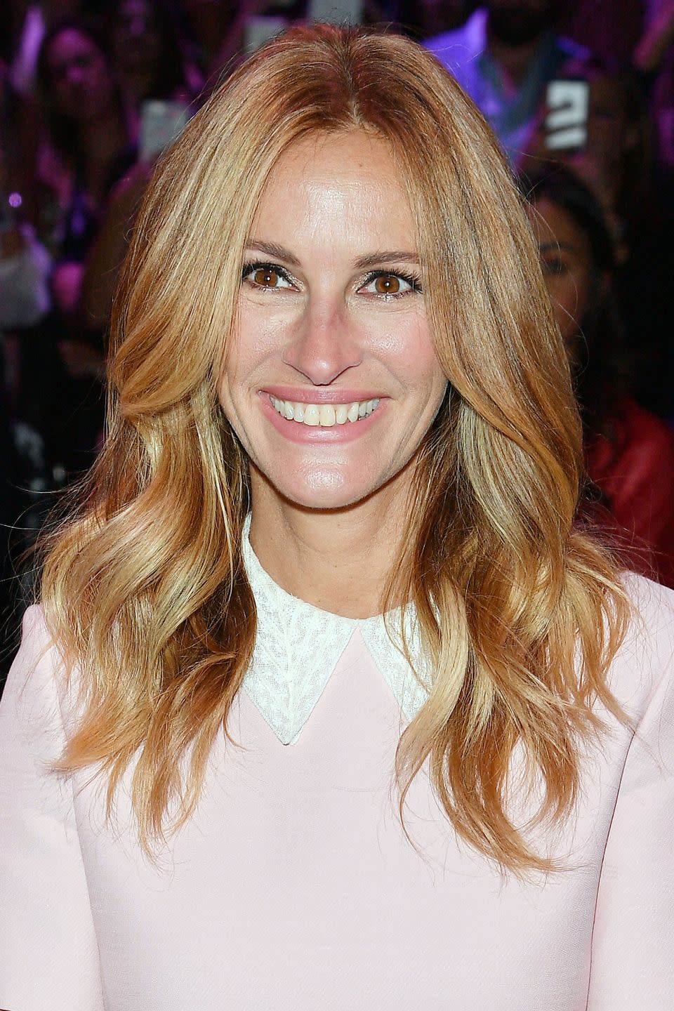 <p>Although Julia Roberts has done a lot of experimenting with her hair over the years, she has stuck to a flattering golden-blonde <a href="http://www.goodhousekeeping.com/beauty/hair/g3279/balayage-hair-color/" rel="nofollow noopener" target="_blank" data-ylk="slk:balayage;elm:context_link;itc:0;sec:content-canvas" class="link ">balayage</a> with loose waves more recently. </p>