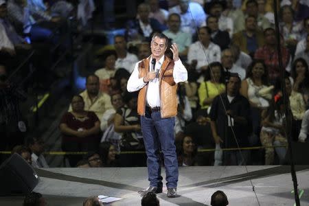 Jaime Rodriguez, independent candidate for governor of Nuevo Leon state, delivers a speech during his closing campaign rally in Monterrey, May 31, 2015. REUTERS/Stringer