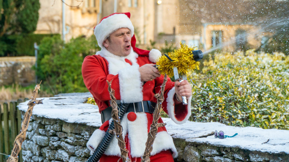 'Agatha Raisin' returns with a Christmas-based mystery, starring Jason Merrells. (Mark Bourdillon/AcornTV/Sky UK)