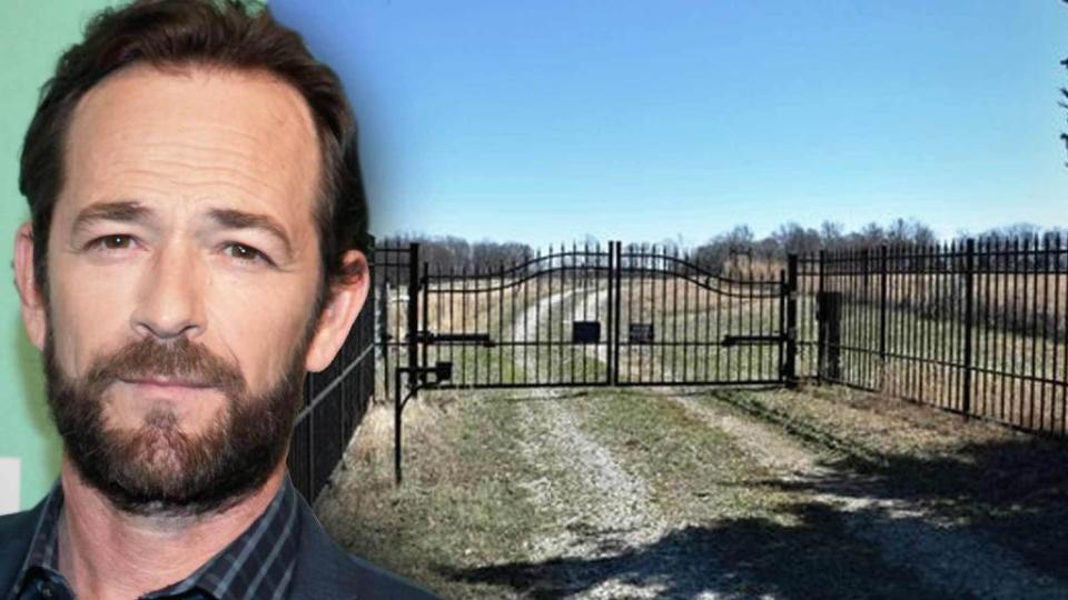 <p>Luke Perry, along with being a Hollywood heartthrob, actually lived part-time on a farm in Tennessee, and after his death his children are planning on keeping their father’s special place in the family. Back in 1994, Perry fell in love with Vanleer, TN, a small rural town with a population of around 300 people. He […]</p> <p>The post <a rel="nofollow noopener" href="https://theblast.com/luke-perry-tennessee-farm-children-sophie-jack/" target="_blank" data-ylk="slk:Luke Perry’s Tennessee Farm Will Stay in the Family;elm:context_link;itc:0;sec:content-canvas" class="link ">Luke Perry’s Tennessee Farm Will Stay in the Family</a> appeared first on <a rel="nofollow noopener" href="https://theblast.com" target="_blank" data-ylk="slk:The Blast;elm:context_link;itc:0;sec:content-canvas" class="link ">The Blast</a>.</p>