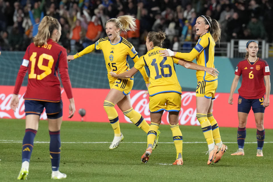 Sweden's Rebecka Blomqvist celebrates after she scored her side's first goal during the Women's World Cup semifinal soccer match between Sweden and Spain at Eden Park in Auckland, New Zealand, Tuesday, Aug. 15, 2023. (AP Photo/Alessandra Tarantino)