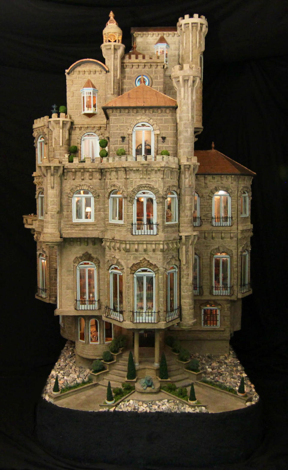 The Astolat Dollhouse Castle is on display for the first time in 2 decades.