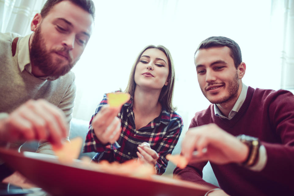 Es hat lange gedauert, bis sich Kartoffelchips auch in Deutschland durchsetzen konnten. (Bild: Getty Images)