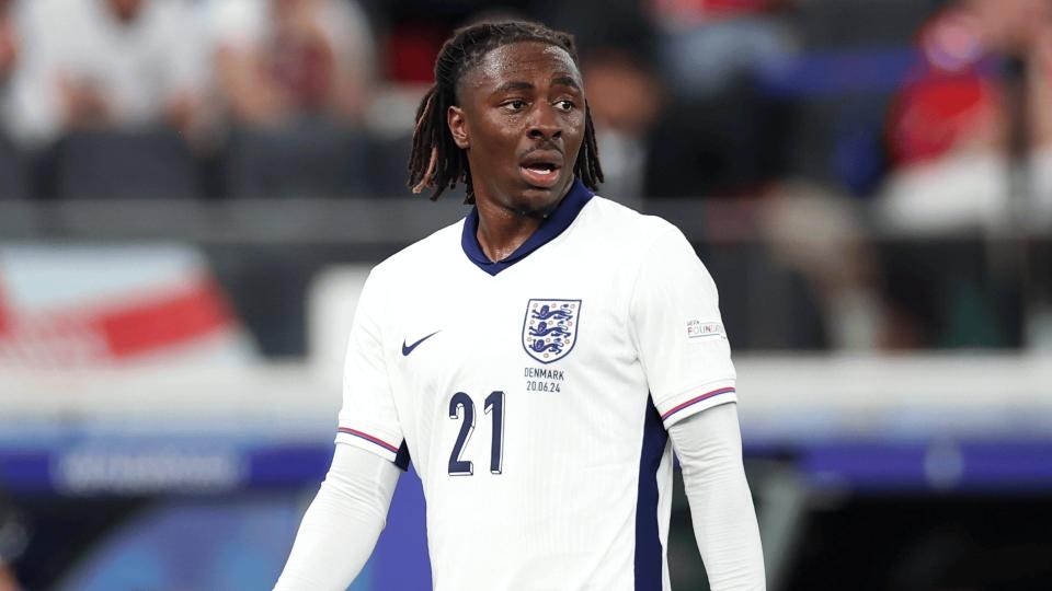 Liverpool open talks with England winger amid transfer battle with Man City and Spurs
