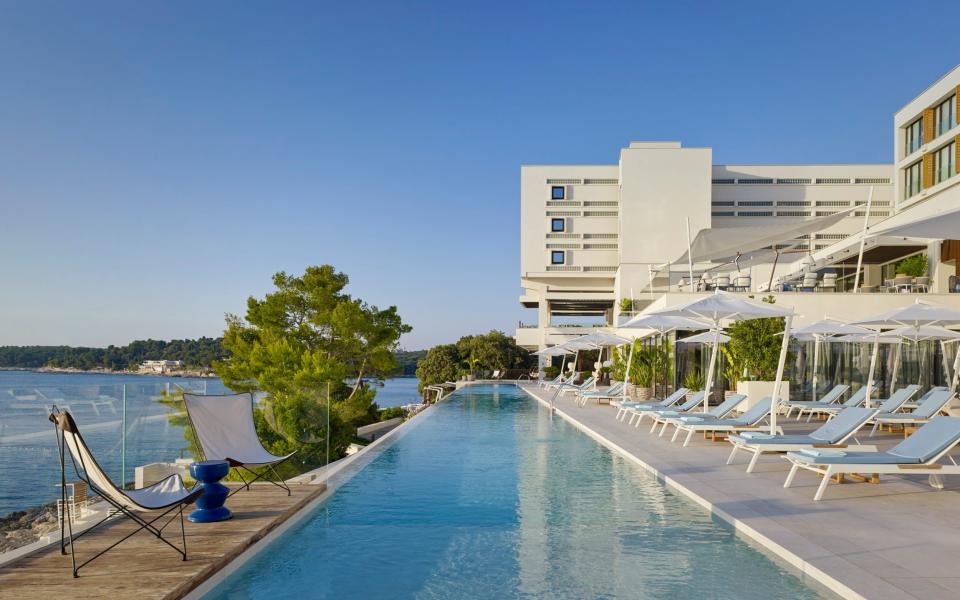 Grand Hotel Brioni 60-meter infinity pool