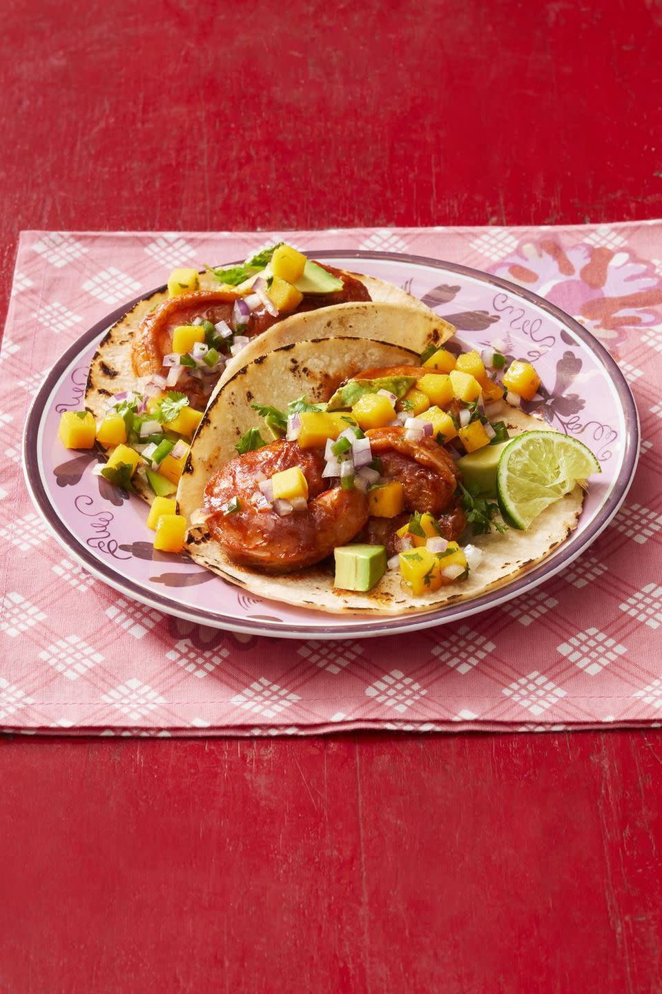 <p>A traditional taco from Mexico’s Pacific coast, camarones (or shrimp tacos) are made with flavorful shrimp and fresh toppings. It’s perfect for a healthy, quick-cooking, weeknight dinner.</p><p><a href="https://www.thepioneerwoman.com/food-cooking/recipes/a32880714/shrimp-tacos-with-mango-salsa-recipe/" rel="nofollow noopener" target="_blank" data-ylk="slk:Get Ree's recipe.;elm:context_link;itc:0;sec:content-canvas" class="link "><strong>Get Ree's recipe. </strong></a></p><p><a class="link " href="https://go.redirectingat.com?id=74968X1596630&url=https%3A%2F%2Fwww.walmart.com%2Fsearch%2F%3Fquery%3Dcast%2Biron%2Bskillet&sref=https%3A%2F%2Fwww.thepioneerwoman.com%2Ffood-cooking%2Fmeals-menus%2Fg36008054%2Ftypes-of-tacos%2F" rel="nofollow noopener" target="_blank" data-ylk="slk:SHOP CAST IRON SKILLETS;elm:context_link;itc:0;sec:content-canvas">SHOP CAST IRON SKILLETS</a></p>