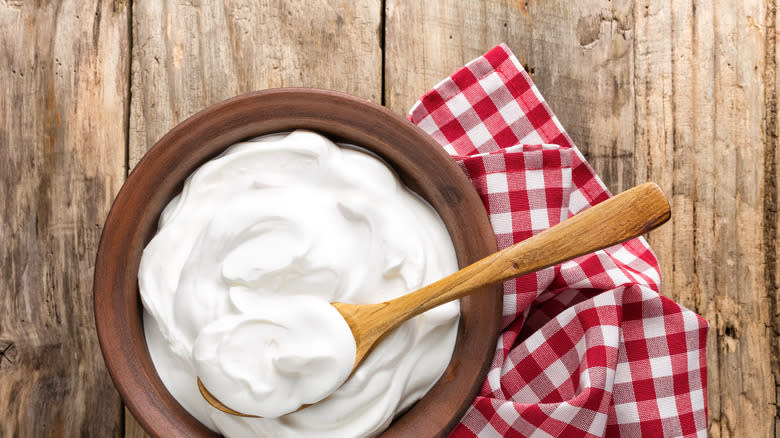 sour cream in a bowl