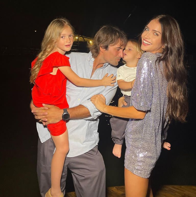 Zaira Nara y su familia