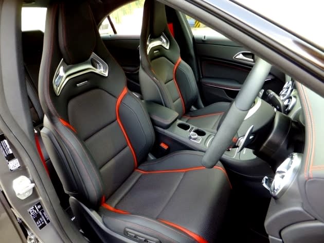 Front seats look nicked from a racing car (Credit: CarBuyer Issue 220)