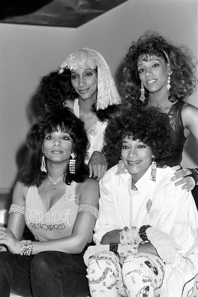 sistersledge - He's the greatest dancer (lyrics) - 1979 