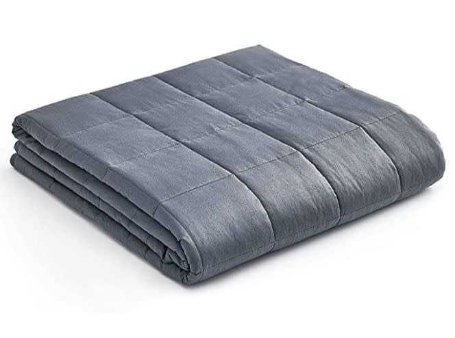 Get this <a href="https://amzn.to/2H9nfqv" target="_blank" rel="noopener noreferrer">adult weighted blanket on sale for $50</a> (normally $80) on Amazon.