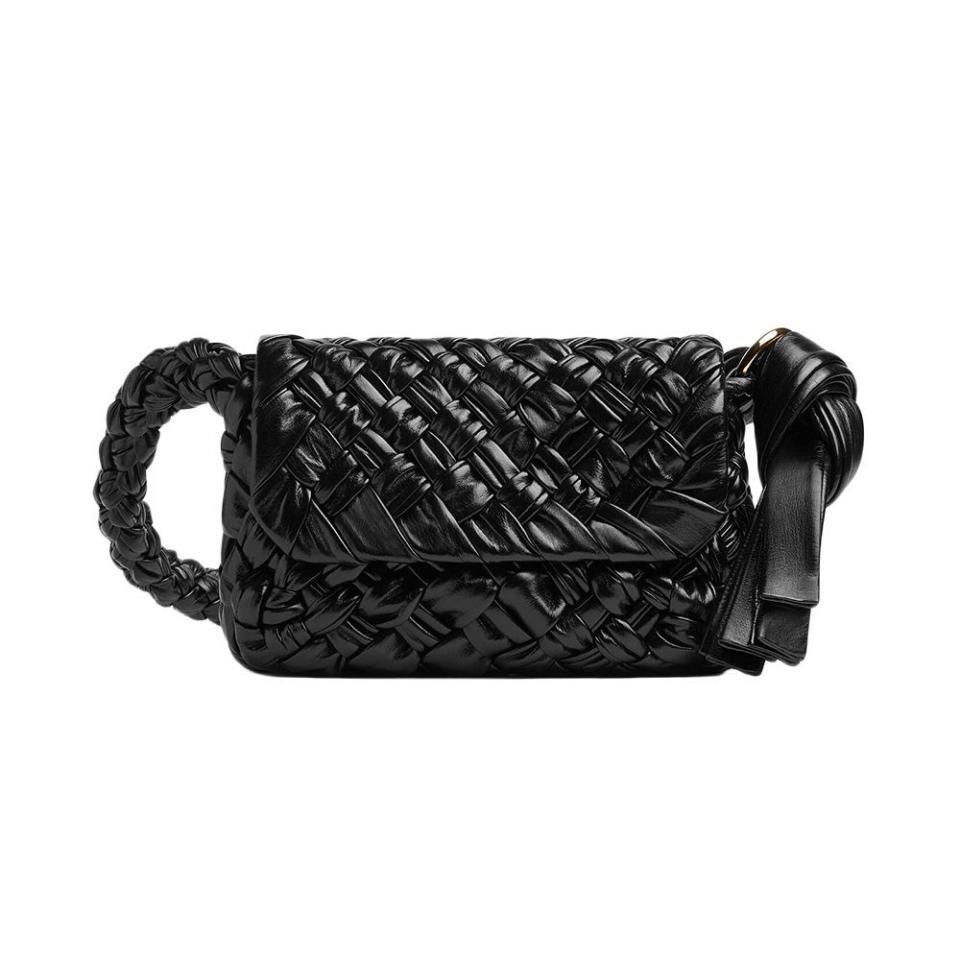 <p><a href="https://go.redirectingat.com?id=74968X1596630&url=https%3A%2F%2Fwww.bottegaveneta.com%2Fen-us%2Fkalimero-citta-black-785797V40T01019.html%3Fdwvar_785797V40T01019_color%3D1019&sref=https%3A%2F%2Fwww.elle.com%2Fculture%2Ftravel-food%2Fa46651370%2Fdallas-texas-best-restaurants-hotels-shopping-review%2F" rel="nofollow noopener" target="_blank" data-ylk="slk:Shop Now;elm:context_link;itc:0;sec:content-canvas" class="link ">Shop Now</a></p><p>Kalimero Città</p><p>bottegaveneta.com</p><p>$4600.00</p>