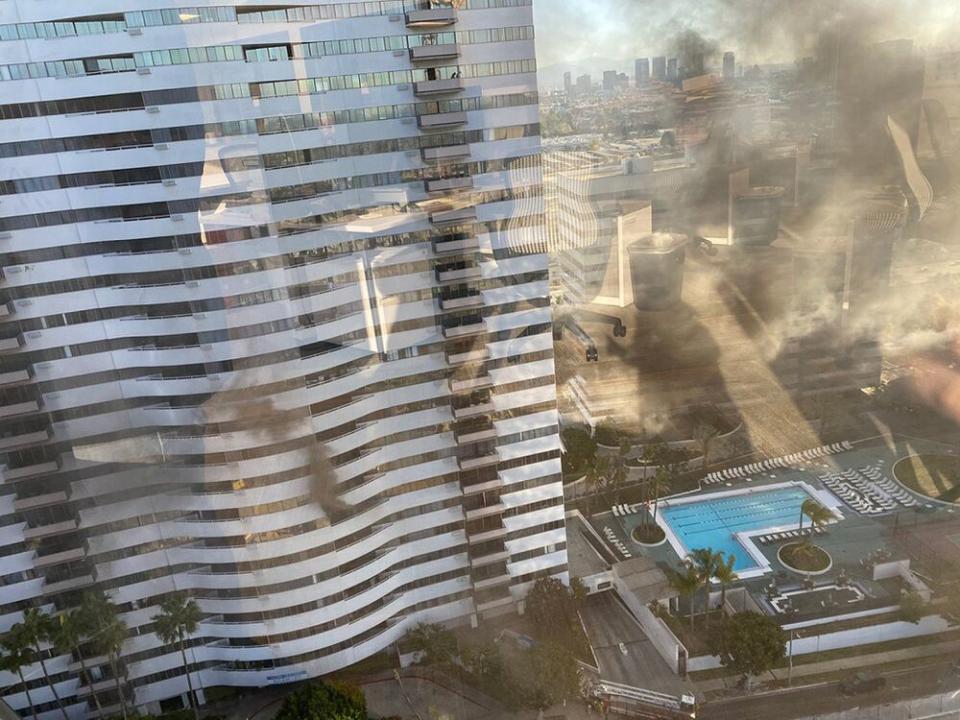 Smoke at Barrington Plaza | Rosy Cordero