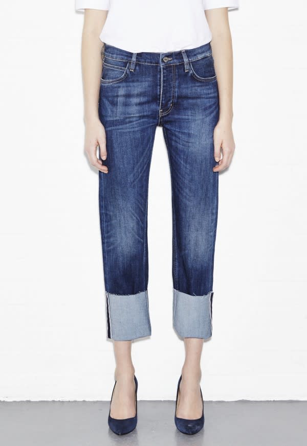 <p>MiH Phoebe Jeans, $265, <a href="https://us.mih-jeans.com/womens-jeans/the-phoebe-original.html" rel="nofollow noopener" target="_blank" data-ylk="slk:mih-jeans.com;elm:context_link;itc:0;sec:content-canvas" class="link ">mih-jeans.com</a><br><br></p>