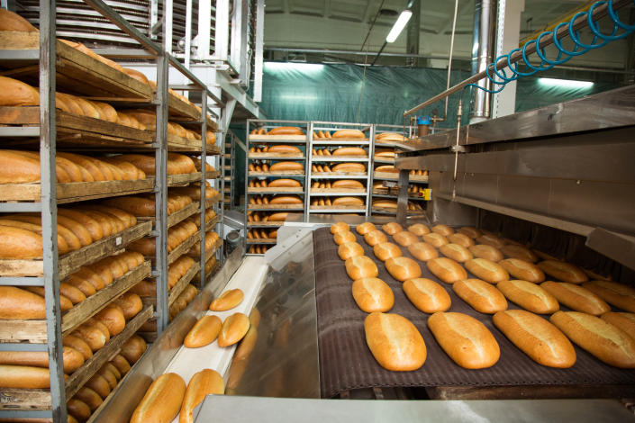 Bread in a bakery (PHOTO: Getty Images)