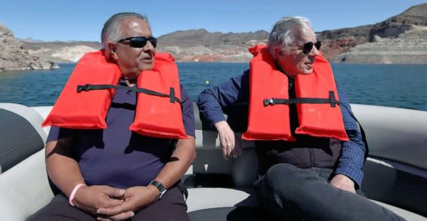 PHOTO: Las Vegas homicide detective Phil Ramos is shown with ABC News' Chris Connelly on a boat in Lake Mead. (ABC News)