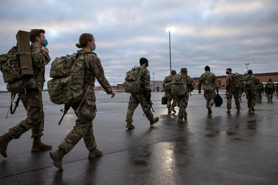 Soldaten der 10th Mountain Division kehren im Dezember 2020 aus Afghanistan zurück (Bild: John Moore/Getty Images)