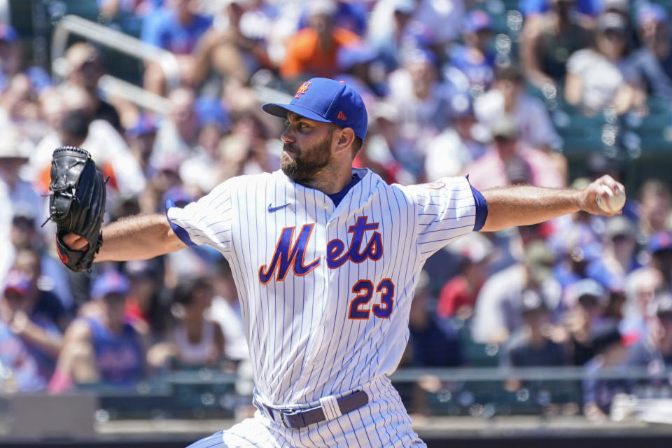 New York Mets pitcher David Paterson delivers against the Atlanta Braves in the first inning of game one of a double header baseball game, Saturday, Aug. 6, 2022, in New York. (AP Photo/Mary Altaffer)