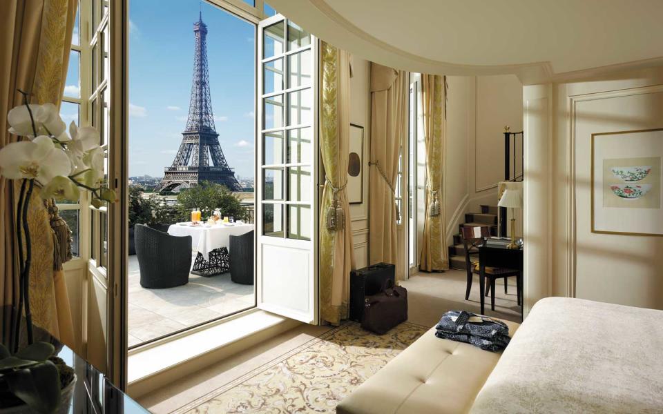 Shangri-La Hotel, Paris — Paris, France