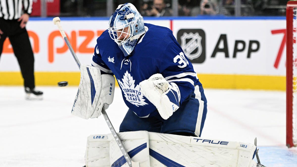 Toronto Maple Leafs' Matt Murray day-to-day with head injury and