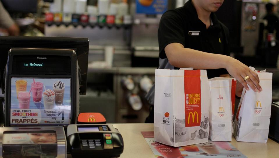 PHOTO: File image of a worker arranging an order on the counter while working at McDonalds on June 1, 2012 in San Francisco. (Lea Suzuki/The San Francisco Chronicle via Getty Images, FILE)