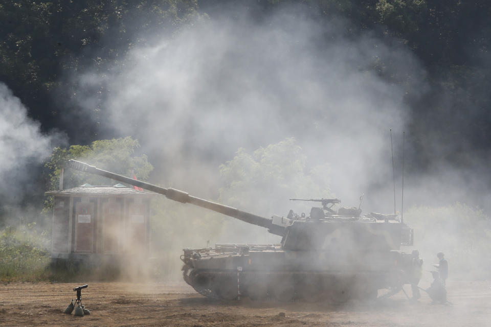 A South Korean army K-9 self-propelled howitzer fires during the annual exercise in Paju, South Korea, near the border with North Korea, Tuesday, June 23, 2020. A South Korean activist said Tuesday hundreds of thousands of leaflets had been launched by balloons across the border with North Korea overnight, after the North repeatedly warned it would retaliate against such actions. (AP Photo/Ahn Young-joon)