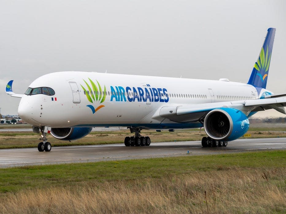 Air Caraibes A350.