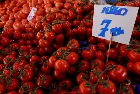 A card showing the price of tomatoes is seen at a food market in Istanbul, Turkey, February 11, 2019. REUTERS/Murad Sezer