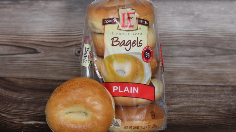 L'Oven Fresh Bagels with bag