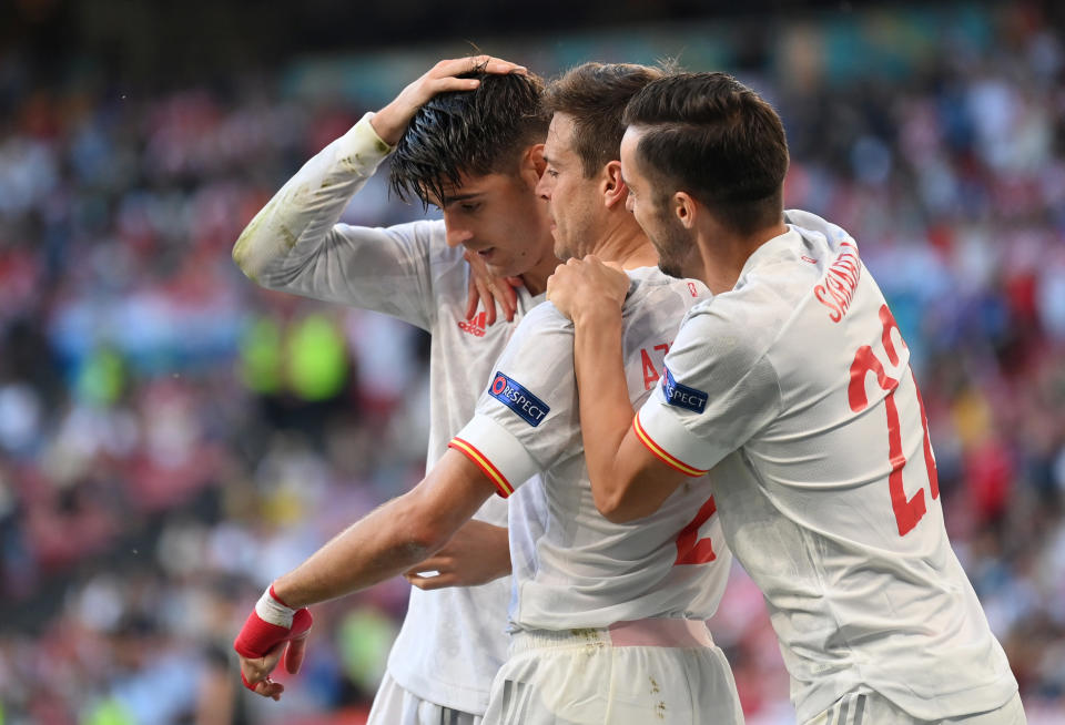 Soccer Football - Euro 2020 - Round of 16 - Croatia v Spain - Parken Stadium, Copenhagen, Denmark - June 28, 2021 Spain's Alvaro Morata celebrates scoring their fourth goal with teammates Pool via REUTERS/Stuart Franklin