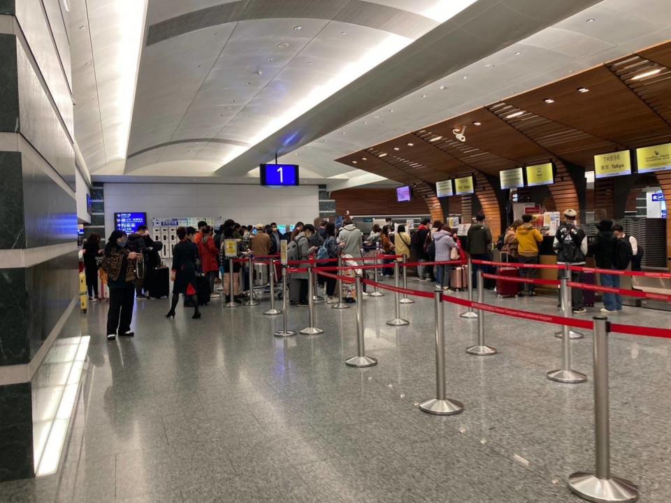 我國自1月1日起針對中國入境航班乘客執行唾液PCR篩檢，今(15)日宣布13日採檢情形。（桃機示意圖）   圖：蕭佳容／提供