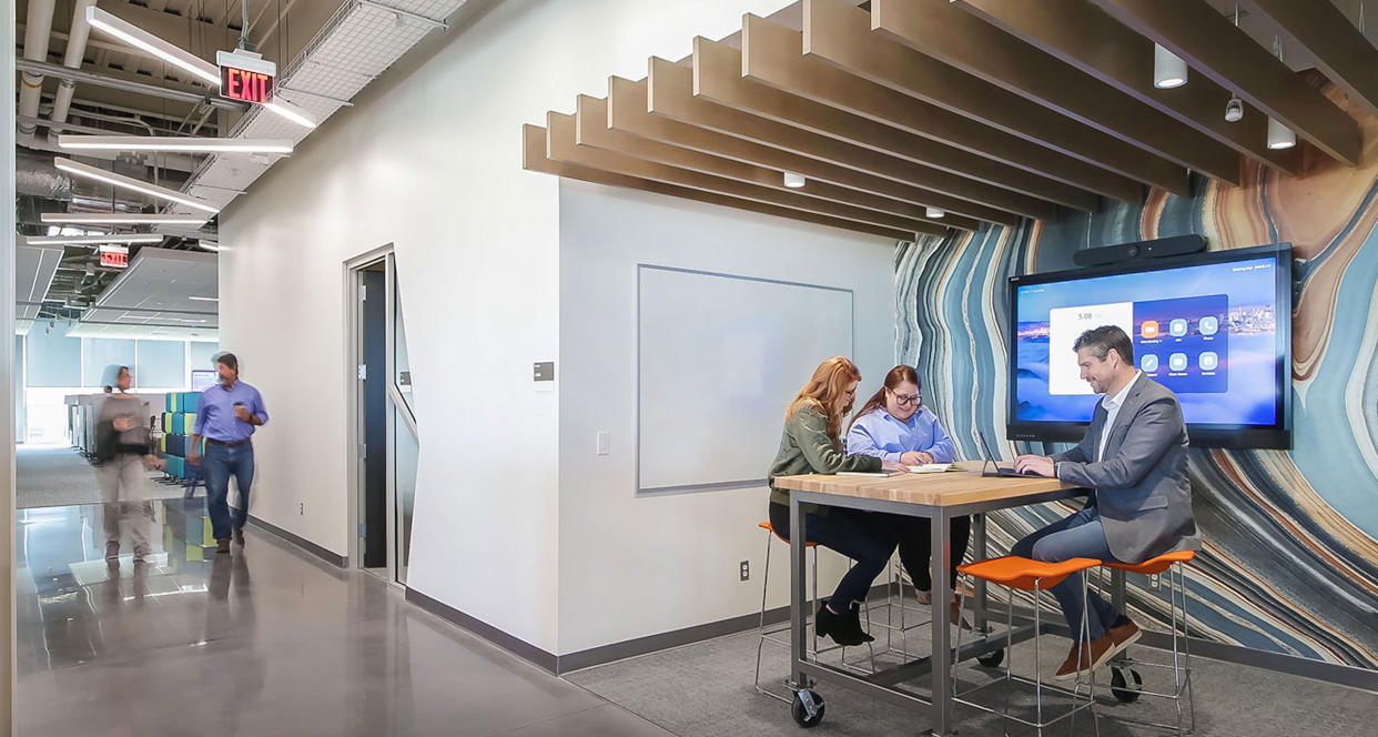  NetApp operates a flexible, hybrid work model and its office amenities are designed to cultivate inclusion and increase business agility while prioritizing employee health, safety, and wellness. 