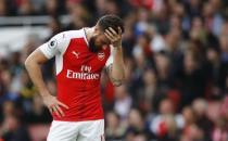 Britain Football Soccer - Arsenal v Manchester City - Premier League - Emirates Stadium - 2/4/17 Arsenal's Olivier Giroud looks dejected Reuters / Eddie Keogh Livepic
