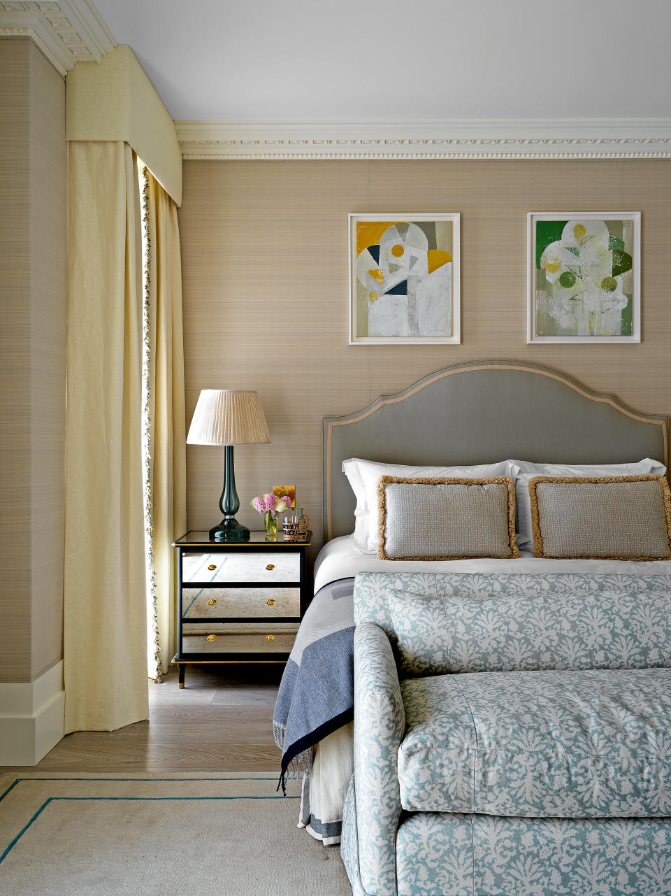 7. Create a tranquil bedroom with beige