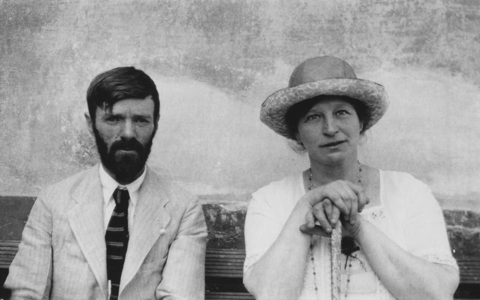 DH Lawrence and Frieda Lawrence in Chapala, Mexico, 1923 - Abacus Media